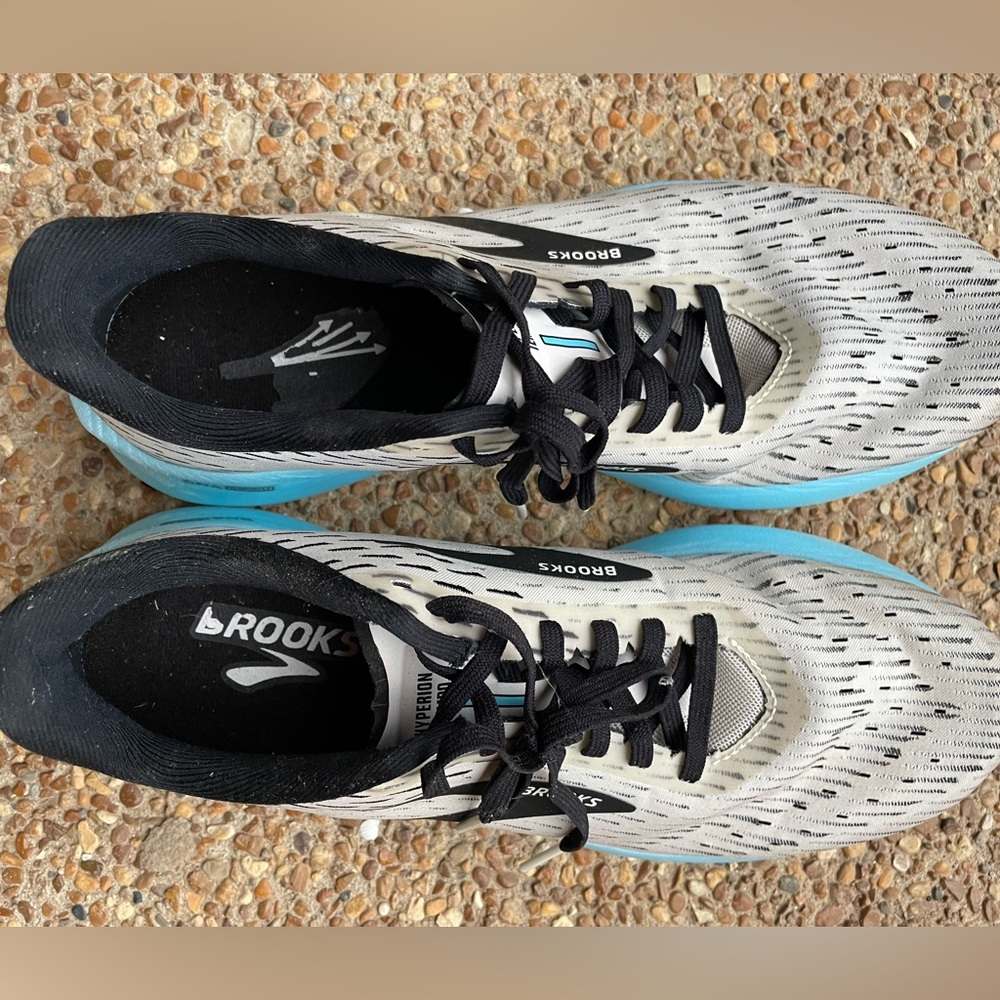 Brooks Hyperion Tempo